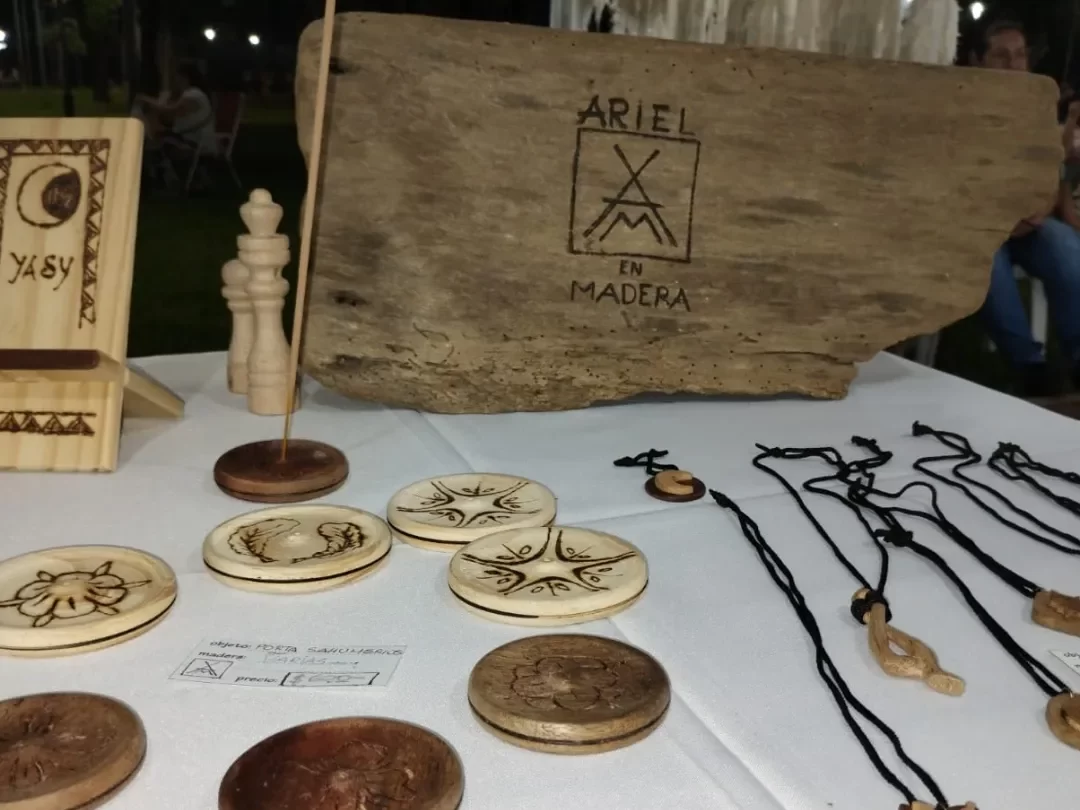 Lee más sobre el artículo ARIEL EN MADERA